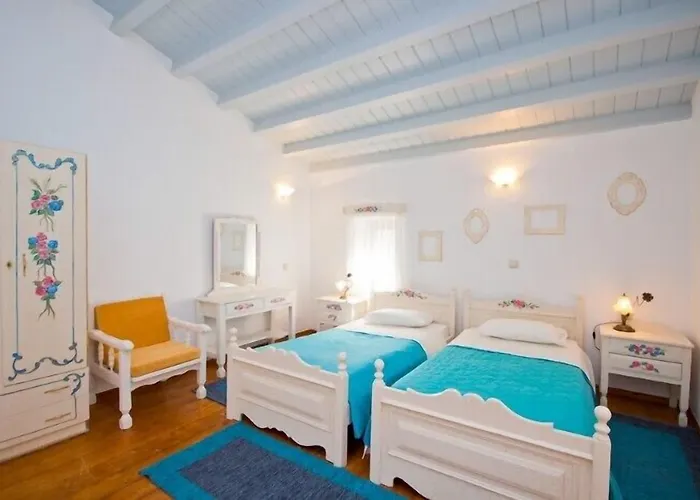 Dorian Отель Сими