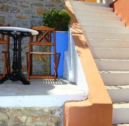 Otel Dorian Simi